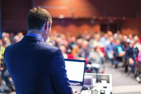 Intervenant d'une convention d'entreprise